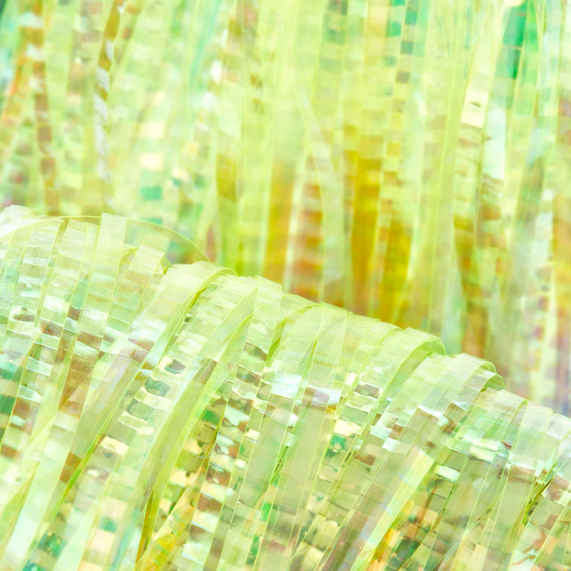 Hedron Flashabou Lateral Scale Dyed-Pearl